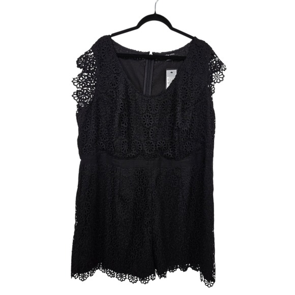 NEW City Chic Embroidered Playsuit Lace Vibe Jumpsuit Womens XL Black Mini Lined - Picture 2 of 11